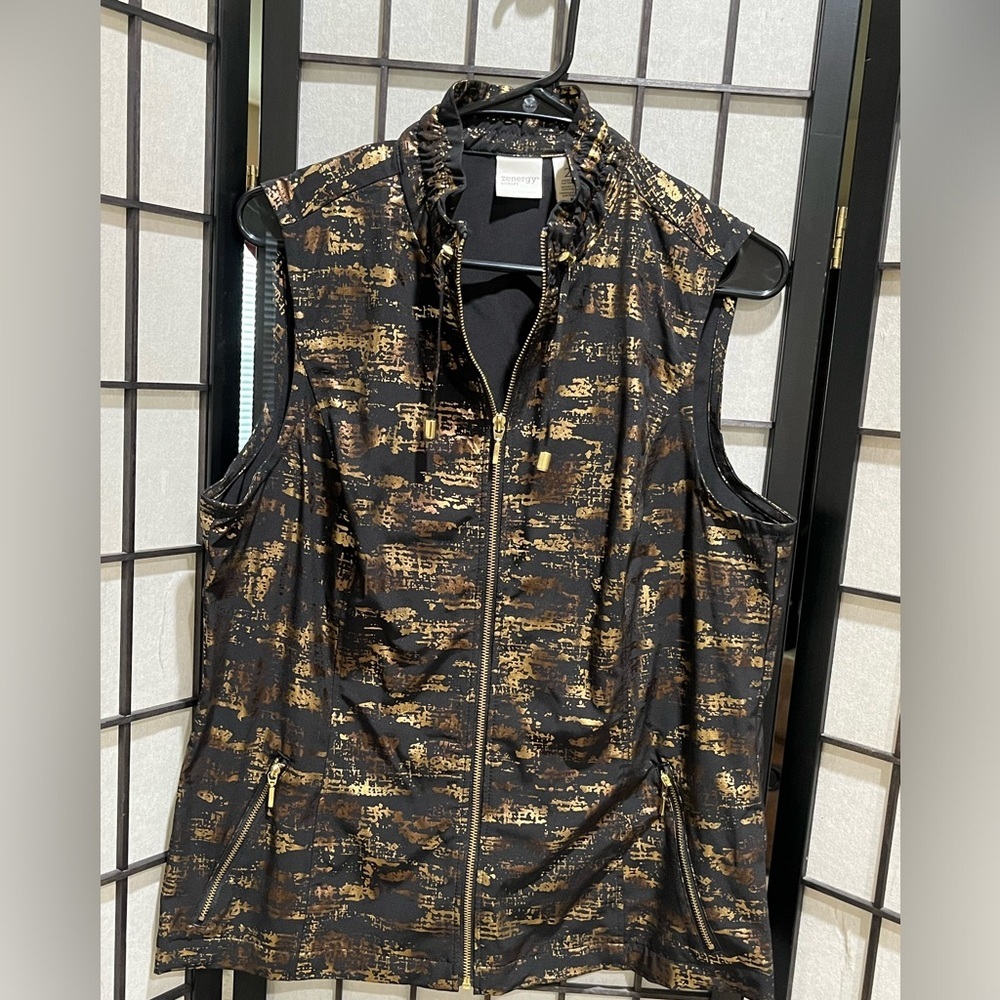 ZENERGY BY CHICO’S Sleeveless Black VEST with Gold Abstract Print WOMEN SIZE L